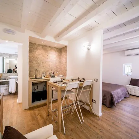 Apartment Ortigia Casa Di Lucia Syracuse